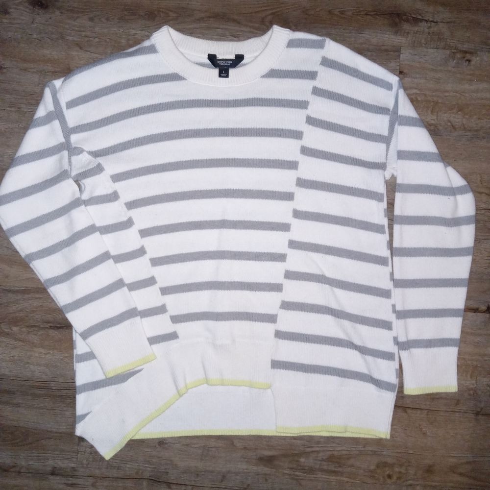 Simply Vera Vera Wang White and Gray Striped Sweater